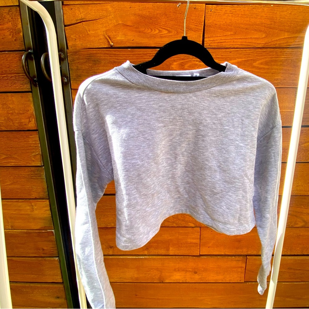 Small cropped Greg sweater